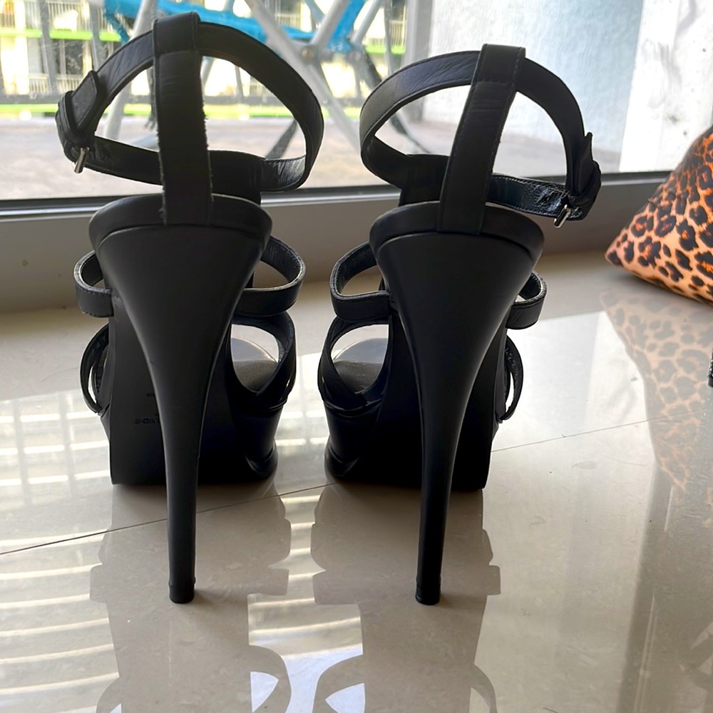 YSL heels - Picture 4 of 5